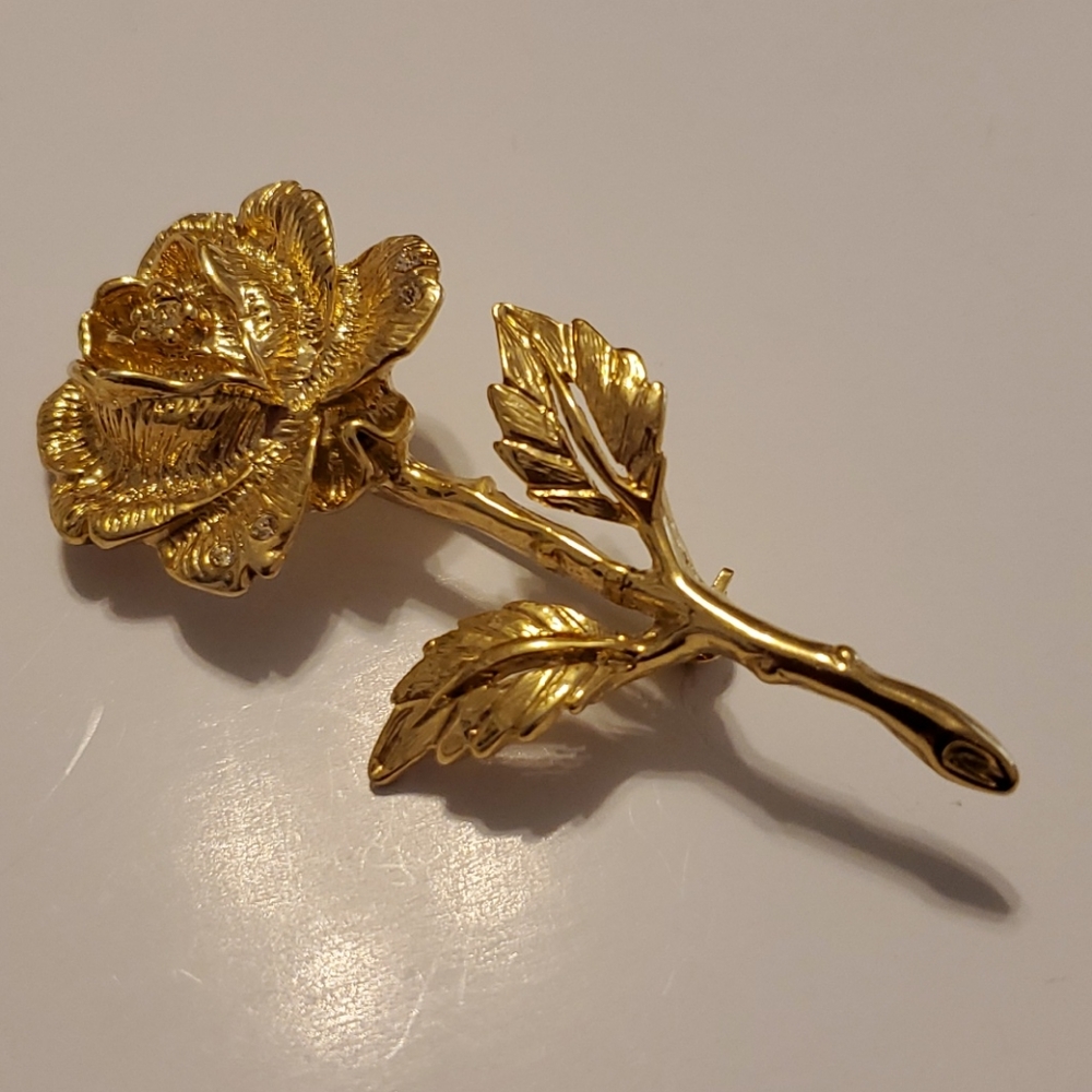 Pin,Gold Finish, Rose design, large
